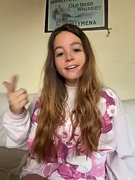 Rhyumii - 🍒😜Topless5m & 50 Ass Spanks🍑