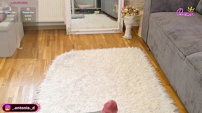 Bella_Posh - Happy pussy, happy life!
