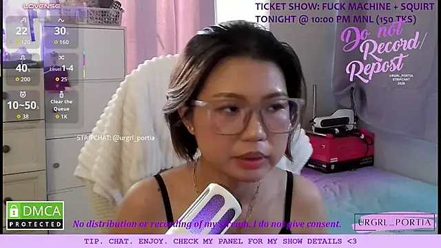 Urgrl_portia - Fuck dildo + wand for 3 mins