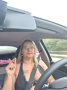 NordlichtLisa69 - 😈Show my Tounge