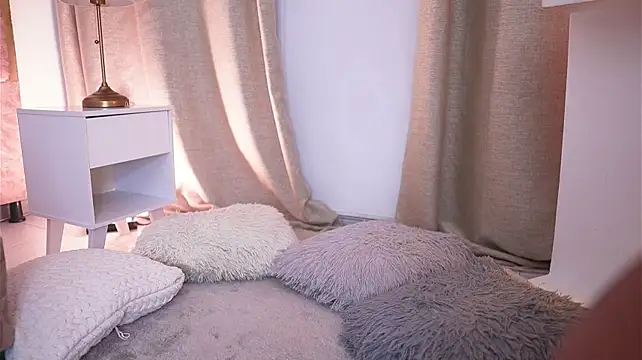 Valeriestyle - POV:fill my mouth with your cum