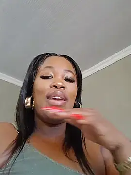 SWEETDOLLY29XX - My man to join me on live
