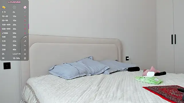 Wow_lina - fingering pussy