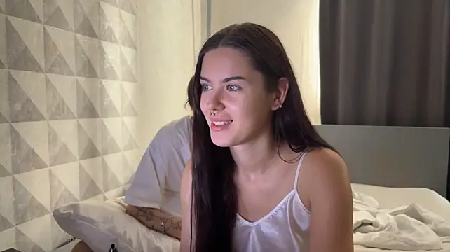 X_lily_miller - hand bra
