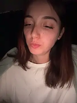 DollyTall - RISKY REMOVE PANTIES IN CAFE 🥵