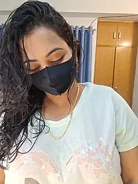Bristy--- - Boobs in ice