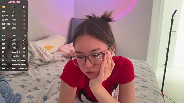 Wow_Akemi - show what's under your skirt💕