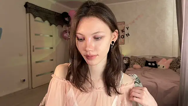 MiaPimmy - Feel your hands on my naked boobies!