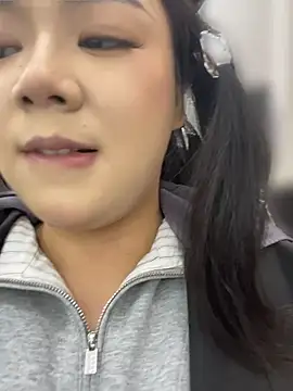 Luna-girl - 众筹染头发，理发师站身后偷偷刺激