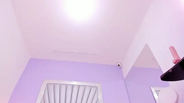Zaira_Rogue - Ride dildo on front