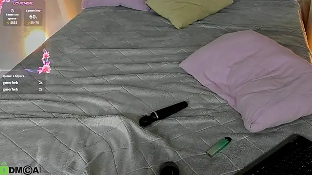 Daria_J - show slap ass in doggy