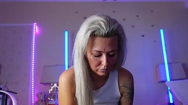 Alicia007