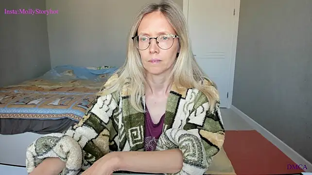 MollyStory - Sexy Masturbation