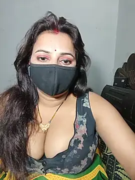 Sweety-girll - Full nude public 2 mint