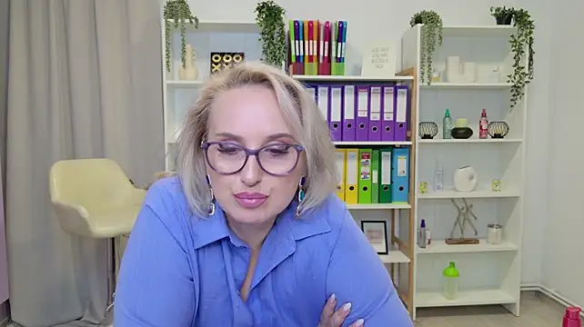 NathaliaNat - Last tipper owns 3 min