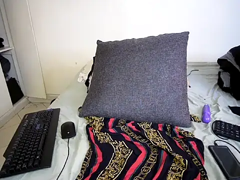 Miss_bunny - fisting in pussy
