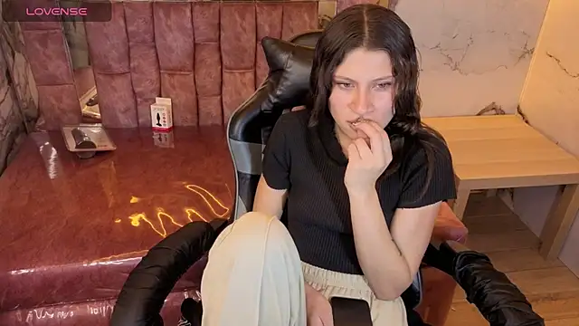 Blonde_Doll_v - SLAP ASS IN PANTYS X4