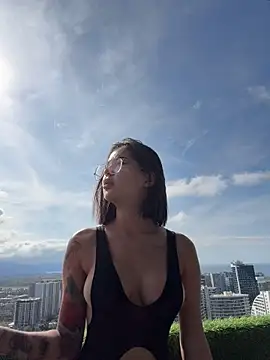 Maakimo - PLAY PUSSY MAKE IT JUICY