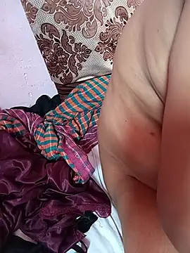 Poojasexy71