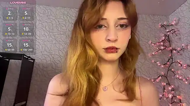 Hexie_doll - suck my fingers