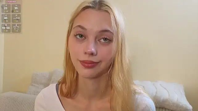 HarriettKitty - TEASING DOGGY
