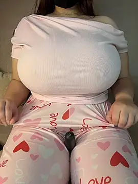 Hoot-Anime- - Make me feel like u inside me 🥵