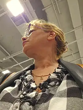 Elacoquette - Tease me at shopping