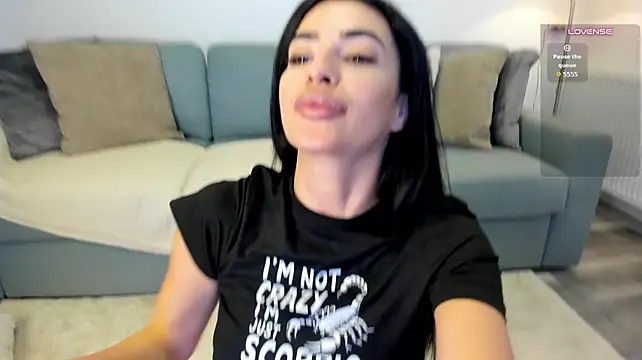 Naila18 - pussy tease