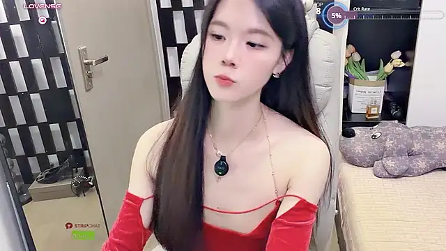 Yueyue-MM - 下空小狗侧趴椅子+打pp20下