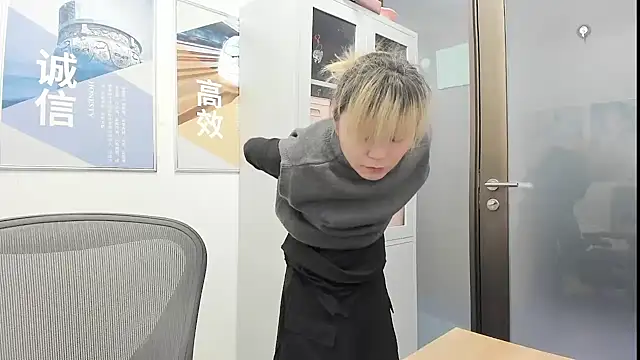 KKMM168 - 完成目标上空打电话，不完成目标不下播