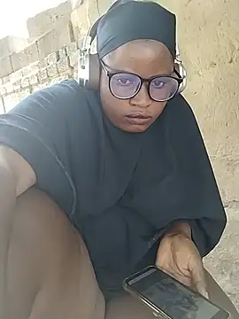 JuicyHoney_01 - Destroy the pussy dadies