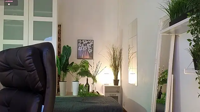 WendyDolie - Red ass
