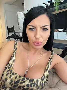 ReynaMorel - Tease naked boobies