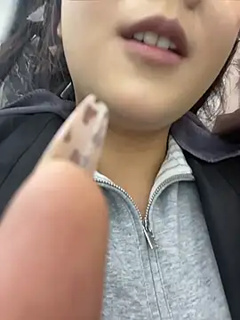 Luna-girl - 众筹染头发，理发师站身后偷偷刺激