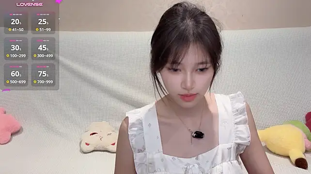 Chloeeaa - 好事发生5.0💕全裸穿丝袜...