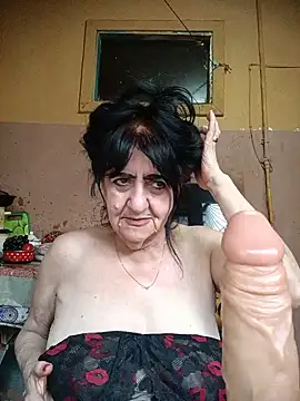 Lovely_Lori