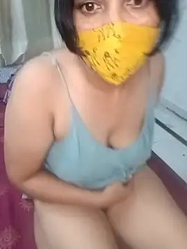 I_Am_DesiGirl - Boobs oil show