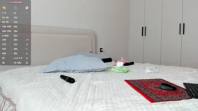 Wow_lina - fingering pussy