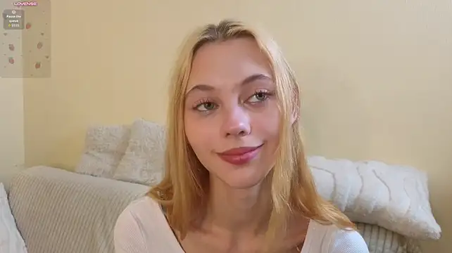 HarriettKitty - TEASING DOGGY