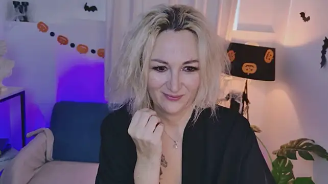 HelenDragonMother - spank ass till red x10