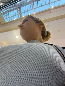 AdelRich - Show tits on public