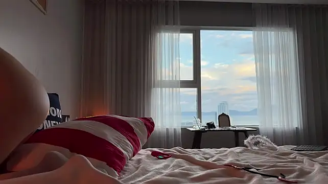 Aliceimhorny - top off