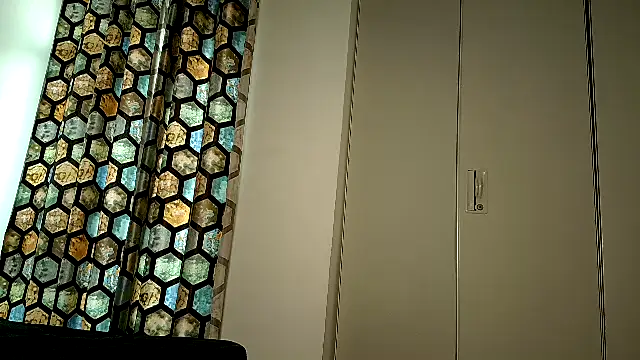 Onibaddiee - pussy close up for 30 sec