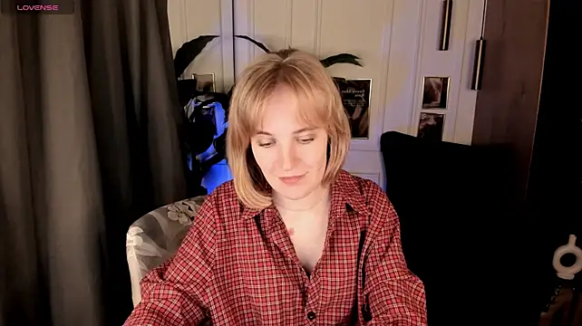 IrmaRonn - Teasing with a shirt and blowing a kiss)