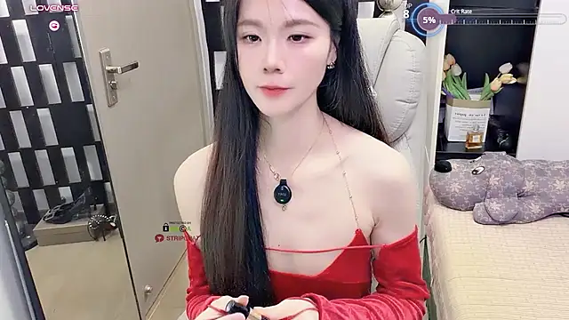 Yueyue-MM - 下空小狗侧趴椅子+打pp20下