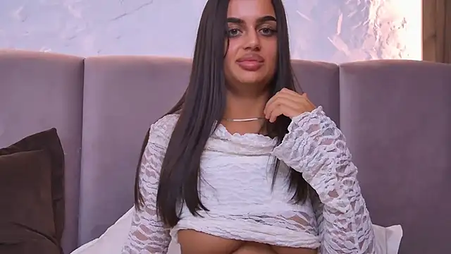 AliceKane - spread pussy wide!!!!