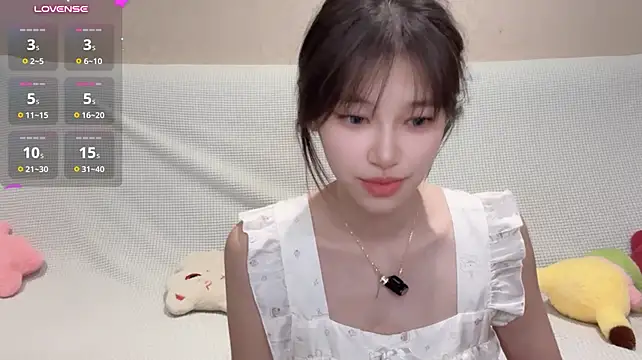 Chloeeaa - 好事发生5.0💕全裸穿丝袜...