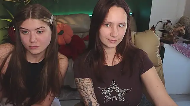 HotCaramellsTV - SHAKE TITS+:gift:4LT