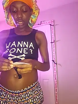 Oliviaprettypussy - Butt Plug + Oil Ass + Shake it