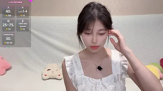 Chloeeaa - 好事发生5.0💕全裸穿丝袜...